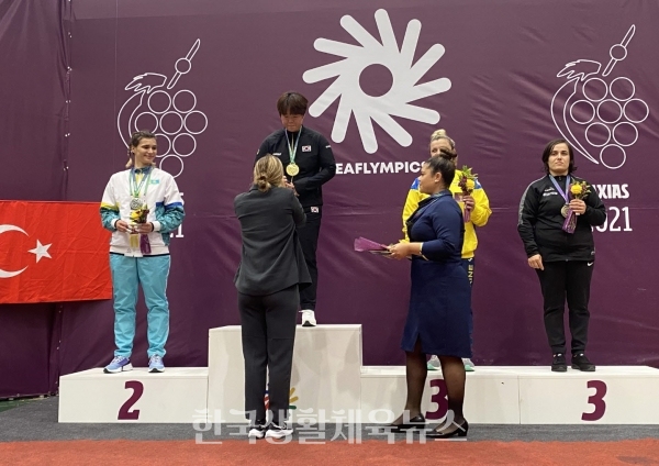안산장애인체육회 홍은미 선수가 4회 연속 장애인 올림픽에서 메달을 획득했다.